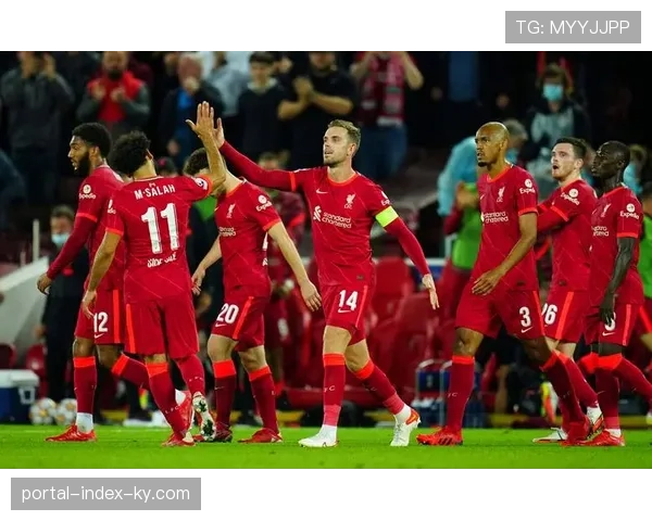 欧冠三十六强赛制下 中小球队生存空间探析